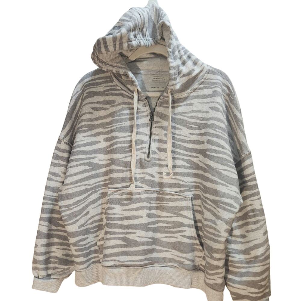 American Eagle 1/4 zip hooded sweatshirt small AHH-MAZIINGLY SOFT